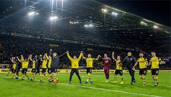  德甲场均观众数创新高纪录  